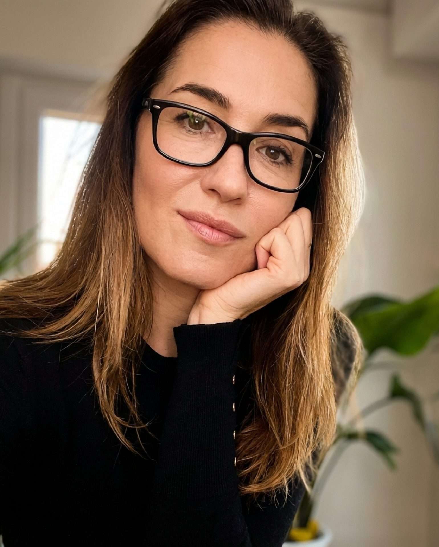 Professional headshot photo optimization enhance 1765815679143 page 0001 scaled e1779698725671